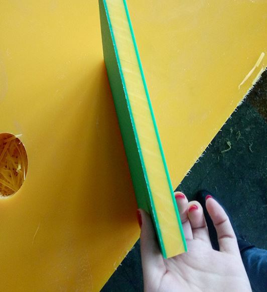Tricolor Sheet Sandwich 3 Layer HDPE Double Color Plastic Sheet manufacturers